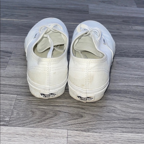 White authentic vans - Picture 2 of 4